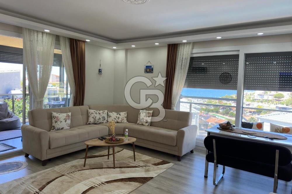 SEFERİHİSAR VADİ SİTESİNDE 2+1 FULL DENİZ MANZARALI EŞYALI SATILIK 2+1 DAİRE