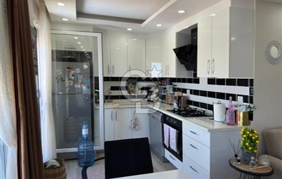 SEFERİHİSAR VADİ SİTESİNDE 2+1 FULL DENİZ MANZARALI EŞYALI SATILIK 2+1 DAİRE