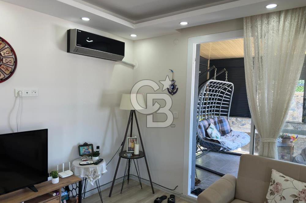 SEFERİHİSAR VADİ SİTESİNDE 2+1 FULL DENİZ MANZARALI EŞYALI SATILIK 2+1 DAİRE