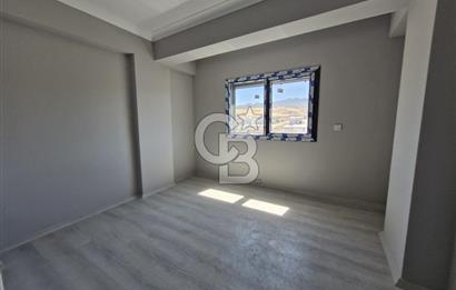 İZMİR MENEMEN YAHSELLİ'DE KİRALIK 1+1 DAİRE