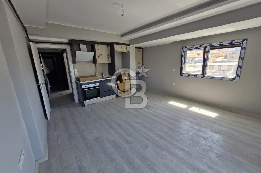 İZMİR MENEMEN YAHSELLİ'DE KİRALIK 1+1 DAİRE