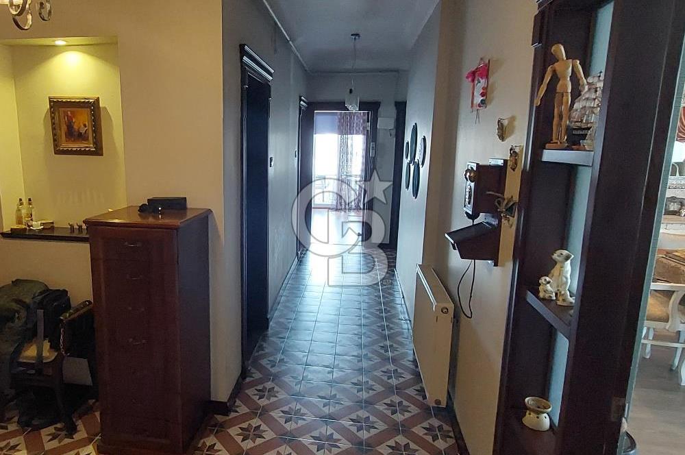 Mersin Yenişehirde Deniz Manzaralı Satılık 4+1 Daire