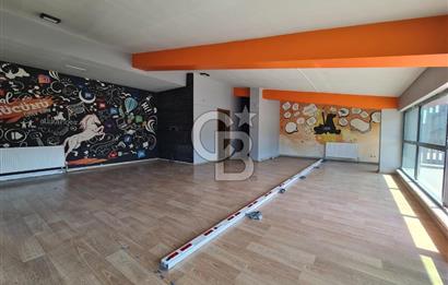 ŞEHRİN MERKEZİ OFFİCEONE PLAZA'DA KİRALIK TERASLI LÜKS OFİS