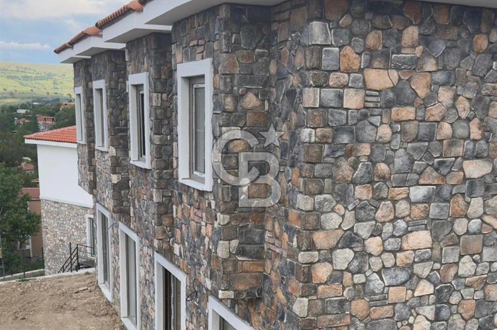 ÇANAKKALE SARAYCIK KÖYÜ SATILIK 3+1 VİLLA