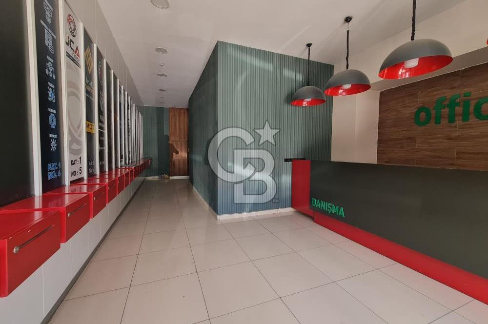 ŞEHRİN MERKEZİ OFFİCEONE PLAZA'DA KİRALIK TERASLI LÜKS OFİS