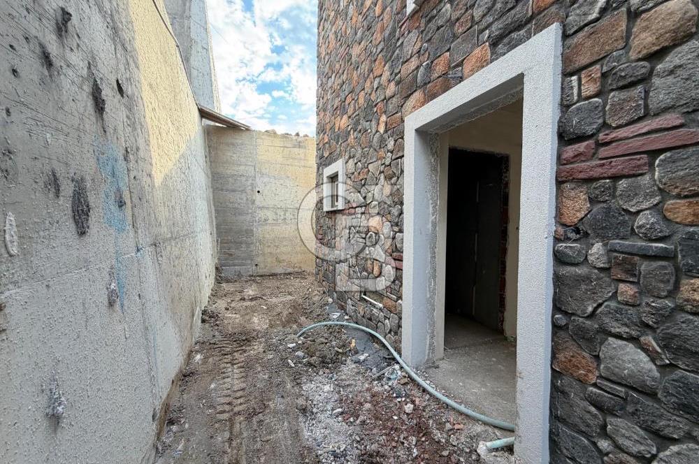 ÇANAKKALE SARAYCIK KÖYÜ SATILIK 3+1 VİLLA