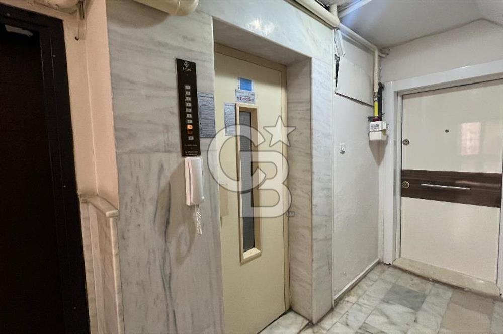 Bahçelievler'de Full Tadilatlı Ebeveyn Banyolu 3+1 Satılık Daire