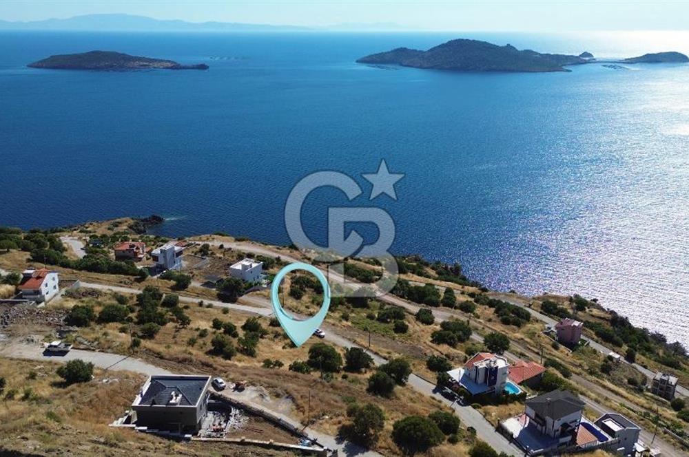 ÇANDARLI EYKO ADA VE DENİZ MANZARALI VİLLA İMARLII ARSA 