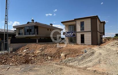 COLDWELL BANKER SAFİR'den TECDE'nin KALBİNDE SATILIK LÜKS VİLLA