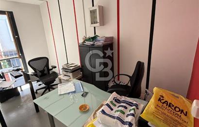 KARAKÖY'ÜN EN HAREKETLİ SOKAĞINDA KİRALIK BİNA!