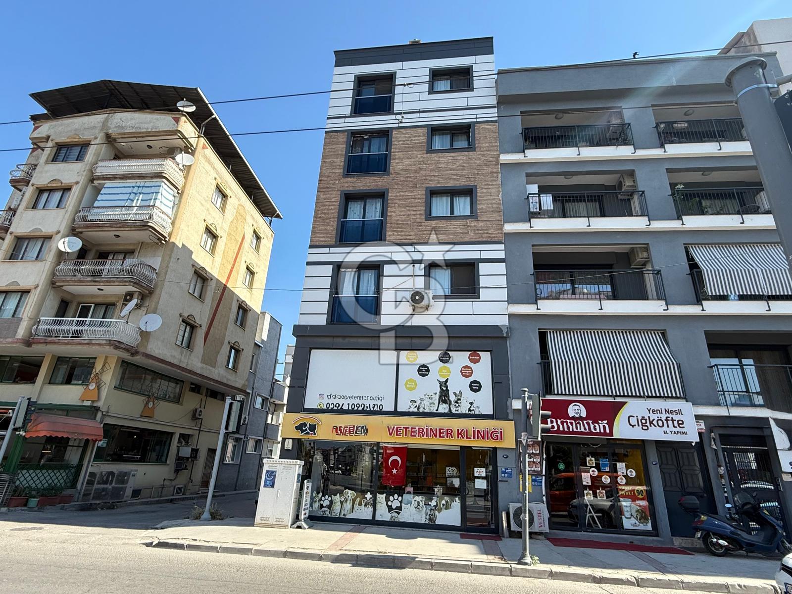 ÇİĞLİ YENİMAHALLE CADDE ÜSTÜ 2+1 FIRSAT DAİRE