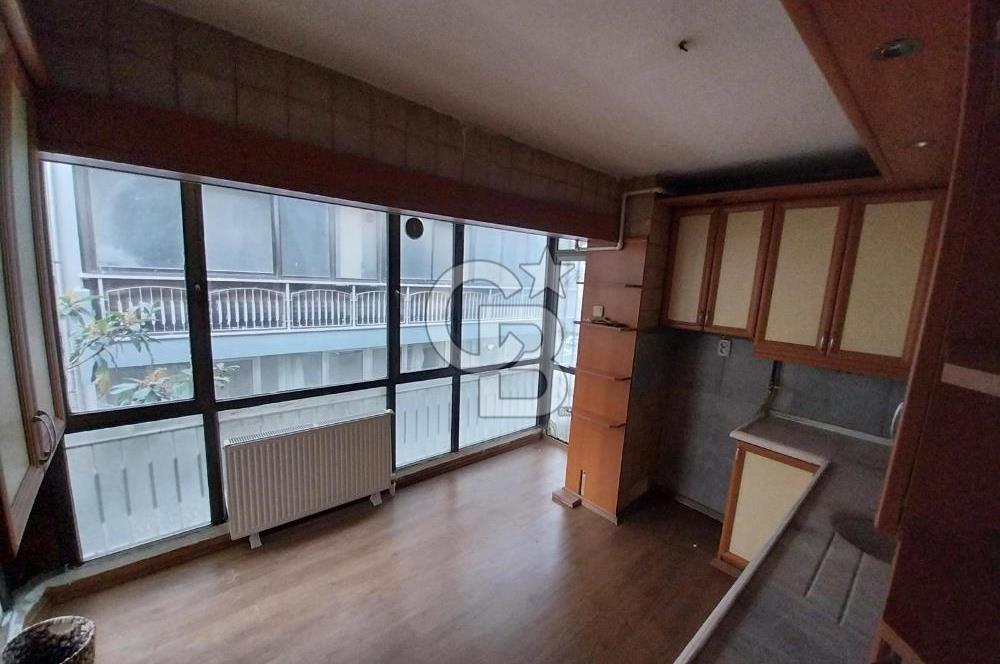 ALSANCAK MİMAR SİNAN'DA 3+1 NET 140M2 GENİŞ, ASANSÖRLÜ, DOĞALGAZLI KİRALIK DAİRE