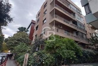 ALSANCAK MİMAR SİNAN'DA 3+1 NET 140M2 GENİŞ, ASANSÖRLÜ, DOĞALGAZLI KİRALIK DAİRE - 7 - 352840