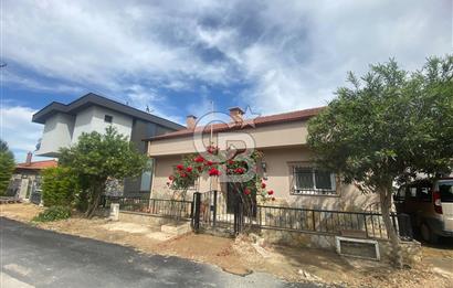 URLA ÇEŞMEALTI DENİZLİ MAHALLESİ'NDE 5+2 SATILIK  TRİPLEX VİLLA