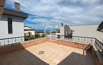 URLA ÇEŞMEALTI DENİZLİ MAHALLESİ'NDE 5+2 SATILIK  TRİPLEX VİLLA