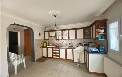 URLA ÇEŞMEALTI DENİZLİ MAHALLESİ'NDE 5+2 SATILIK  TRİPLEX VİLLA