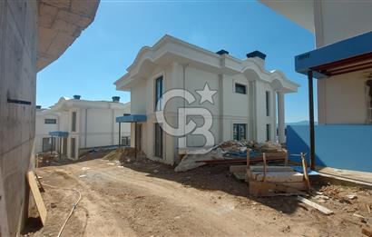 BAŞİSKELE DAMLAR SATILIK SİTE İÇİ MÜSTAKİL HAVUZLU 5+2 VİLLA
