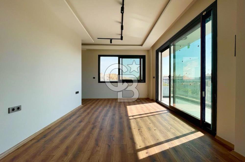 ÇEŞME DALYAN MARİNA KARŞISI 290 M2 4+1 MÜSTAKİL VİLLA