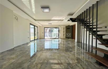 ÇEŞME DALYAN MARİNA KARŞISI 290 M2 4+1 MÜSTAKİL VİLLA