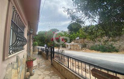 URLA ÇEŞMEALTI DENİZLİ MAHALLESİ'NDE 5+2 SATILIK  TRİPLEX VİLLA