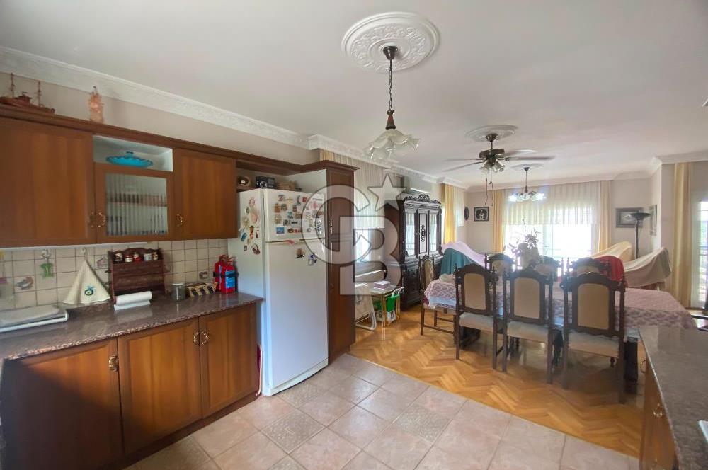 URLA ÇEŞMEALTI DENİZLİ MAHALLESİ'NDE 5+2 SATILIK  TRİPLEX VİLLA