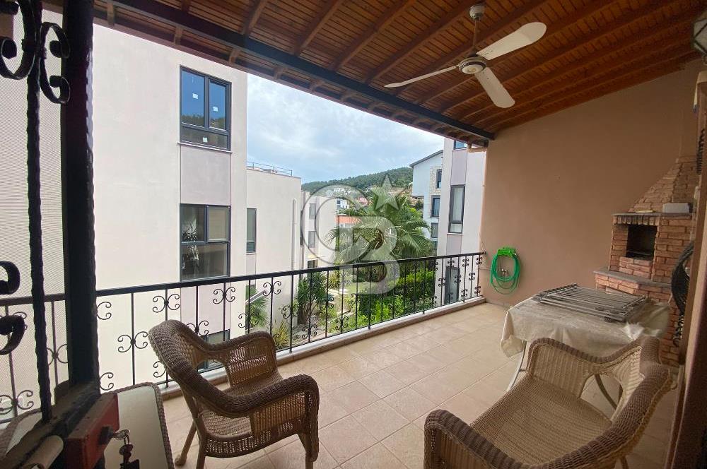 URLA ÇEŞMEALTI DENİZLİ MAHALLESİ'NDE 5+2 SATILIK  TRİPLEX VİLLA
