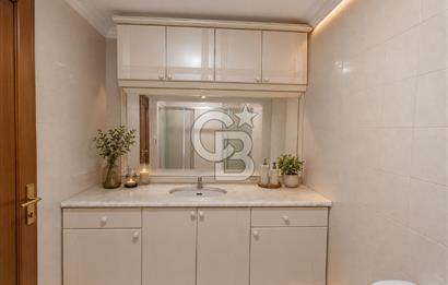 KADIKÖY SAHRAYICEDİT'TE METROYA YAKIN SATILIK 2+1 DAİRE