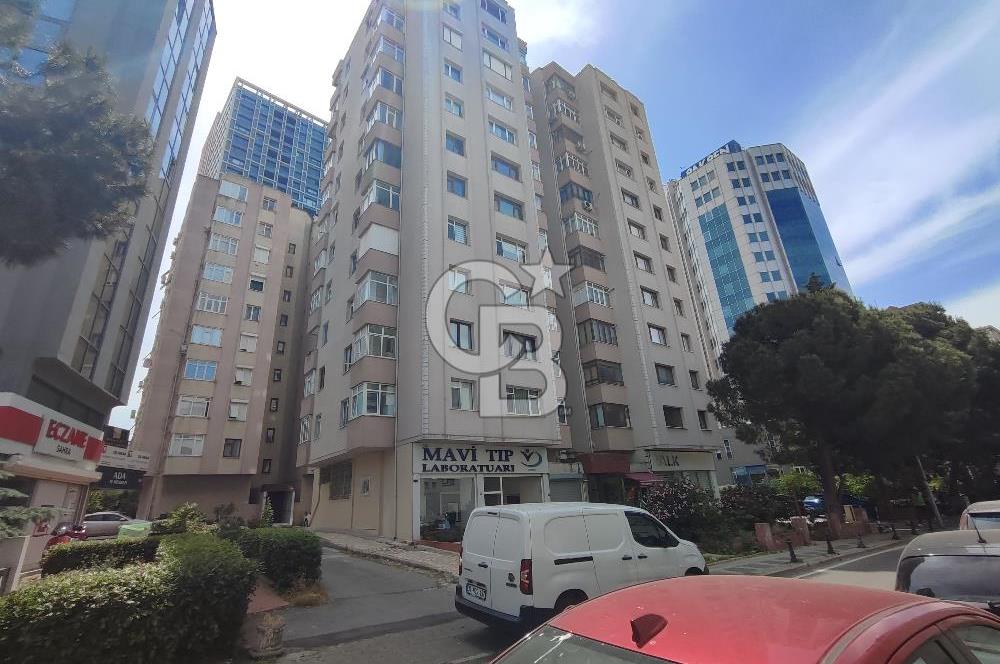 KADIKÖY SAHRAYICEDİT'TE METROYA YAKIN SATILIK 2+1 DAİRE