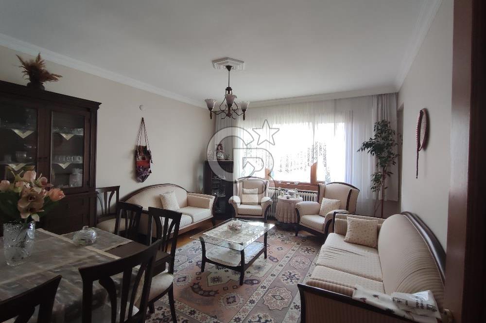KADIKÖY SAHRAYICEDİT'TE METROYA YAKIN SATILIK 2+1 DAİRE