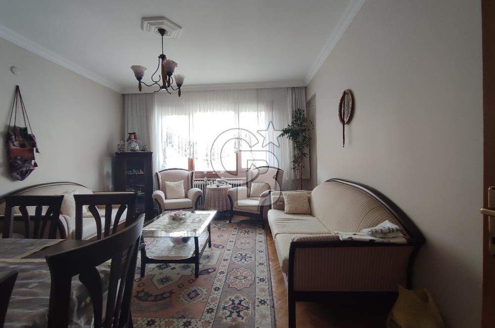 KADIKÖY SAHRAYICEDİT'TE METROYA YAKIN SATILIK 2+1 DAİRE