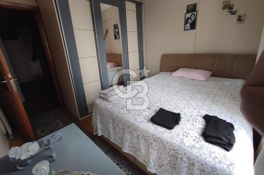 KADIKÖY SAHRAYICEDİT'TE METROYA YAKIN SATILIK 2+1 DAİRE