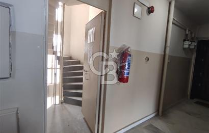 KADIKÖY SAHRAYICEDİT'TE METROYA YAKIN SATILIK 2+1 DAİRE