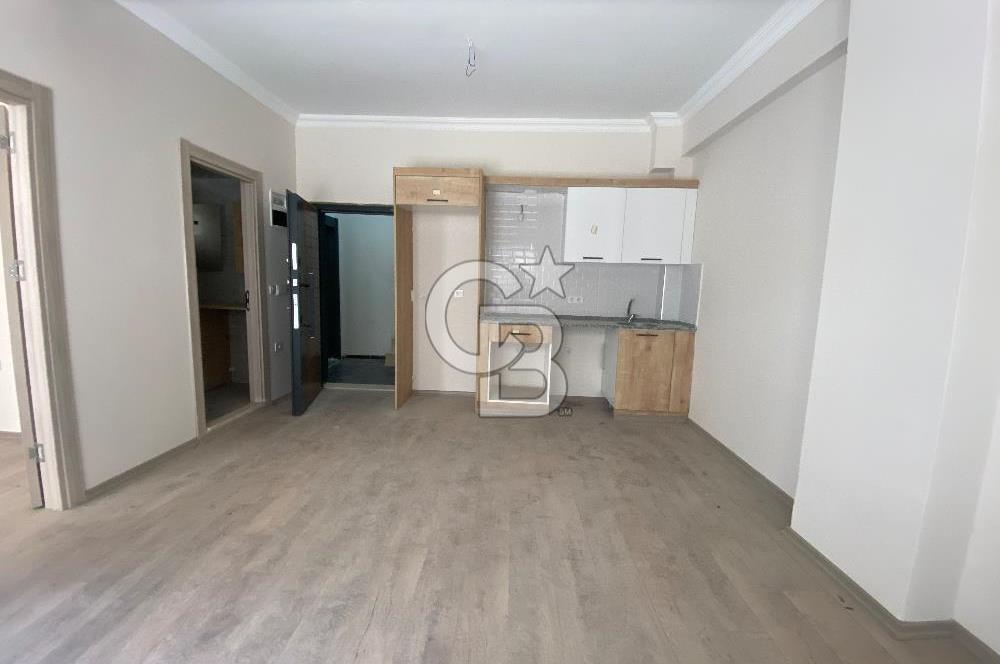 İzmir Çiğli Şirintepe'de Satılık 1+1 Doğalgazlı Daire