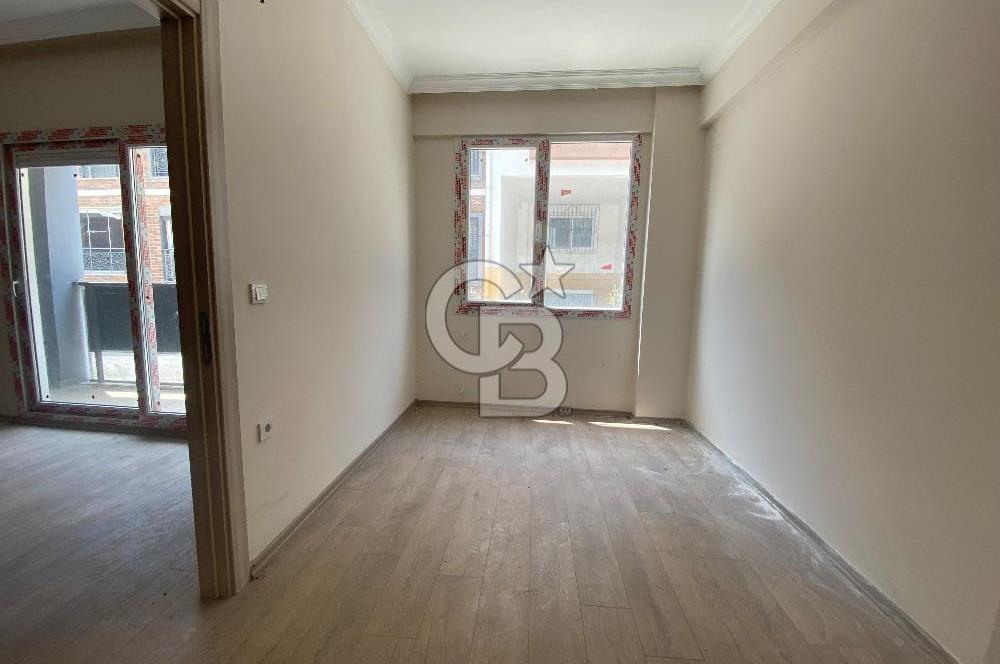 İzmir Çiğli Şirintepe'de Satılık 1+1 Doğalgazlı Daire