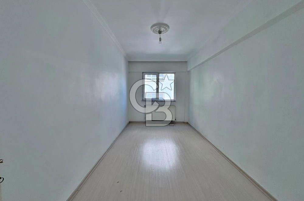ŞEHİTLER CAD. PARELELİ CEPHELERİ AÇIK MASRAFSIZ 3+1