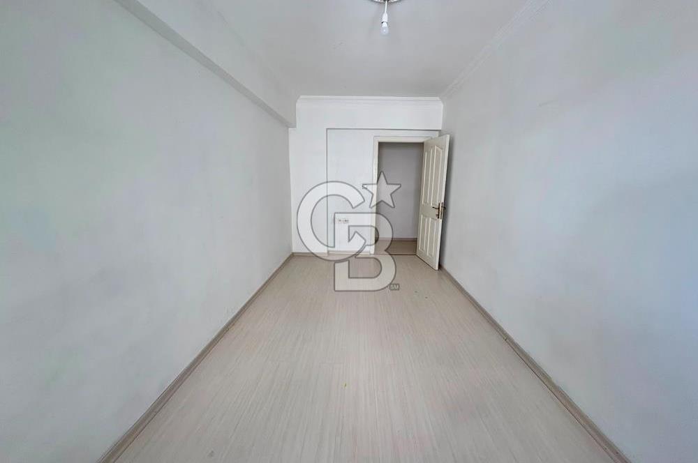 ŞEHİTLER CAD. PARELELİ CEPHELERİ AÇIK MASRAFSIZ 3+1