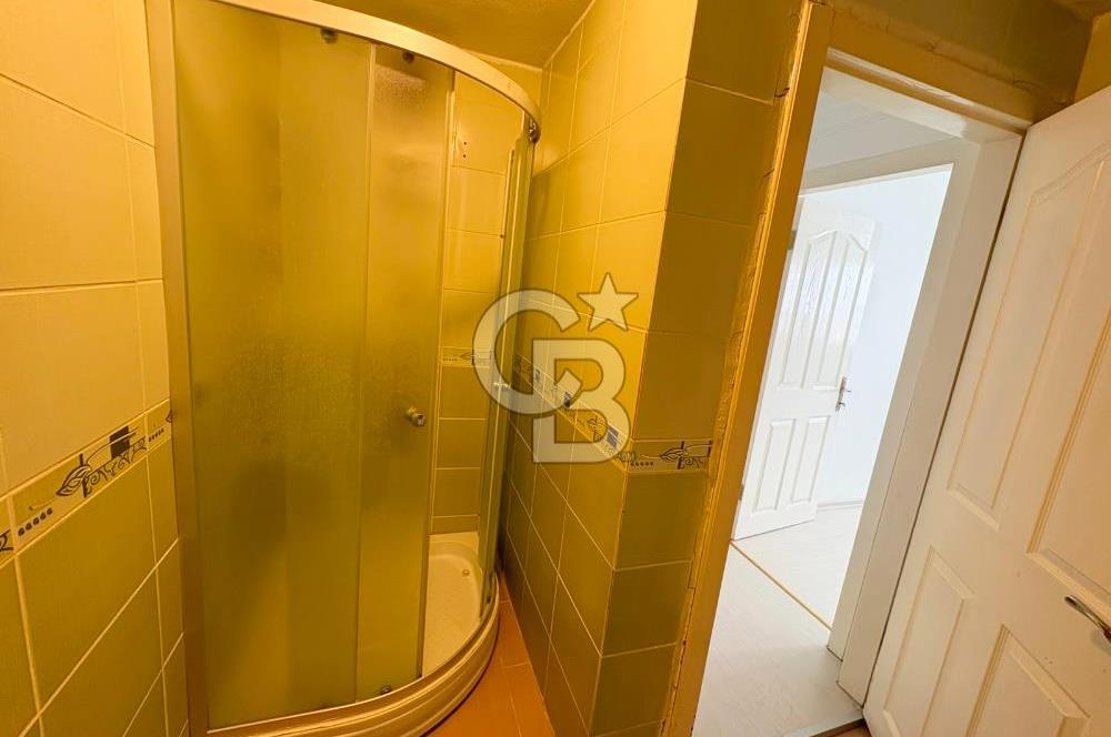 ŞEHİTLER CAD. PARELELİ CEPHELERİ AÇIK MASRAFSIZ 3+1