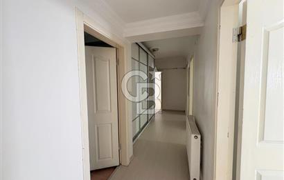 ŞEHİTLER CAD. PARELELİ CEPHELERİ AÇIK MASRAFSIZ 3+1