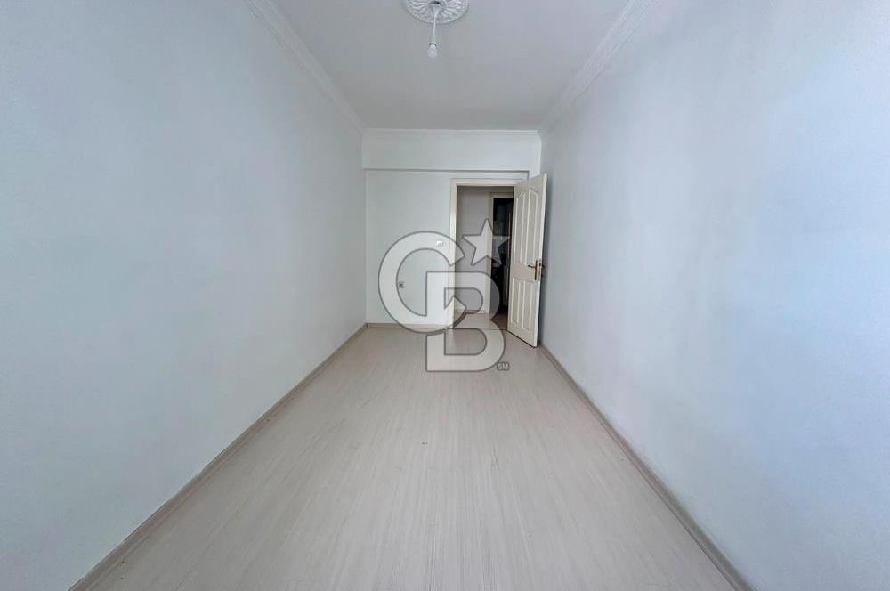 ŞEHİTLER CAD. PARELELİ CEPHELERİ AÇIK MASRAFSIZ 3+1