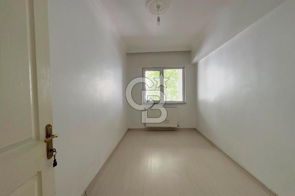 ŞEHİTLER CAD. PARELELİ CEPHELERİ AÇIK MASRAFSIZ 3+1
