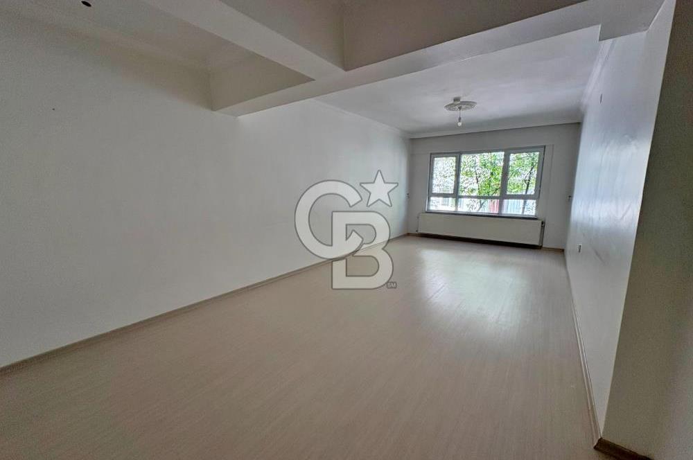 ŞEHİTLER CAD. PARELELİ CEPHELERİ AÇIK MASRAFSIZ 3+1