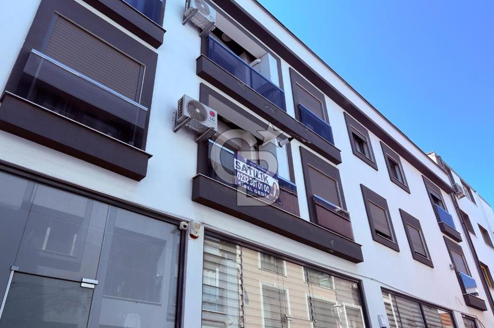 Karşıyaka Örnekköy Merkezi Konumda Satılık 2+1 Daire