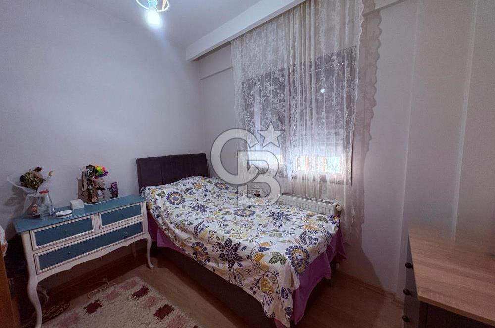 Karşıyaka Örnekköy Merkezi Konumda Satılık 2+1 Daire