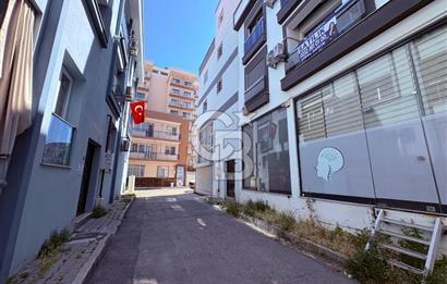 Karşıyaka Örnekköy Merkezi Konumda Satılık 2+1 Daire