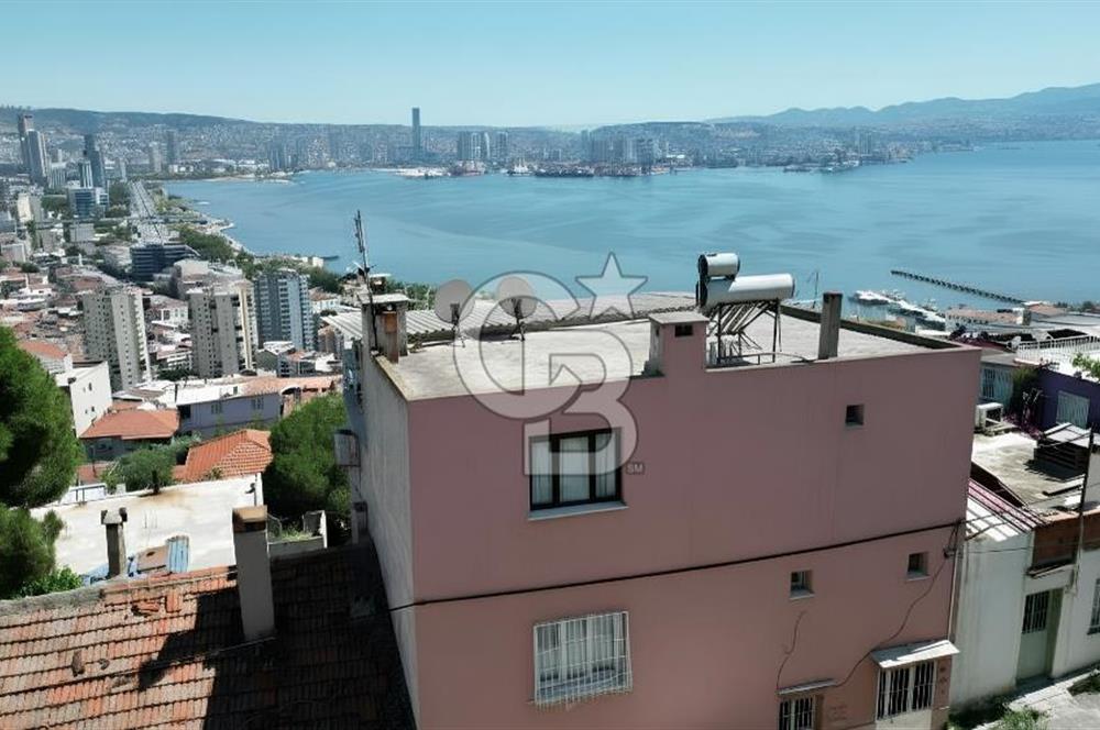BAYRAKLI'DA 352 M2 ARSAYA SAHİP SATILIK KOMPLE BİNA