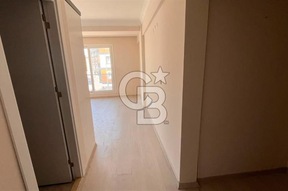 MENEMEN SEYREK MERKEZDE GENİŞ KİRALIK 1+1 DAİRE
