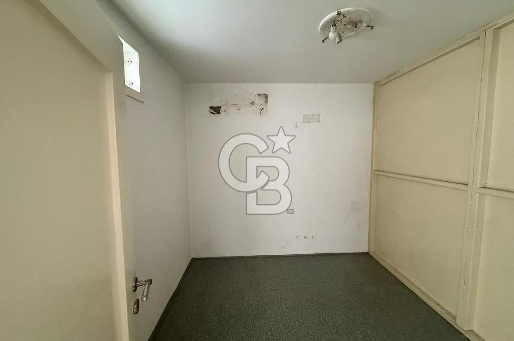 Mersin Akdeniz Merkezde Satılık 4+1 Geniş Ofis