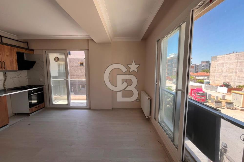 MENEMEN SEYREK MERKEZDE GENİŞ KİRALIK 1+1 DAİRE