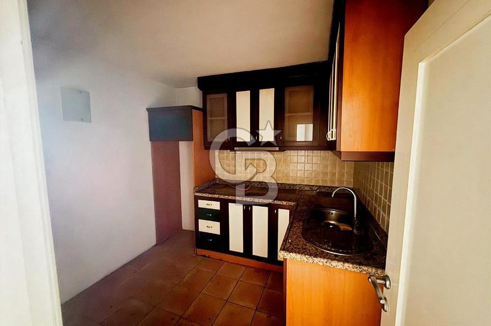 Mersin Akdeniz Merkezde Satılık 4+1 Geniş Ofis
