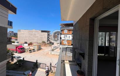 MENEMEN SEYREK MERKEZDE GENİŞ KİRALIK 1+1 DAİRE